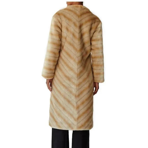 Marei998 Eklonis Belted Faux Fur Coat - Picture 3 of 4